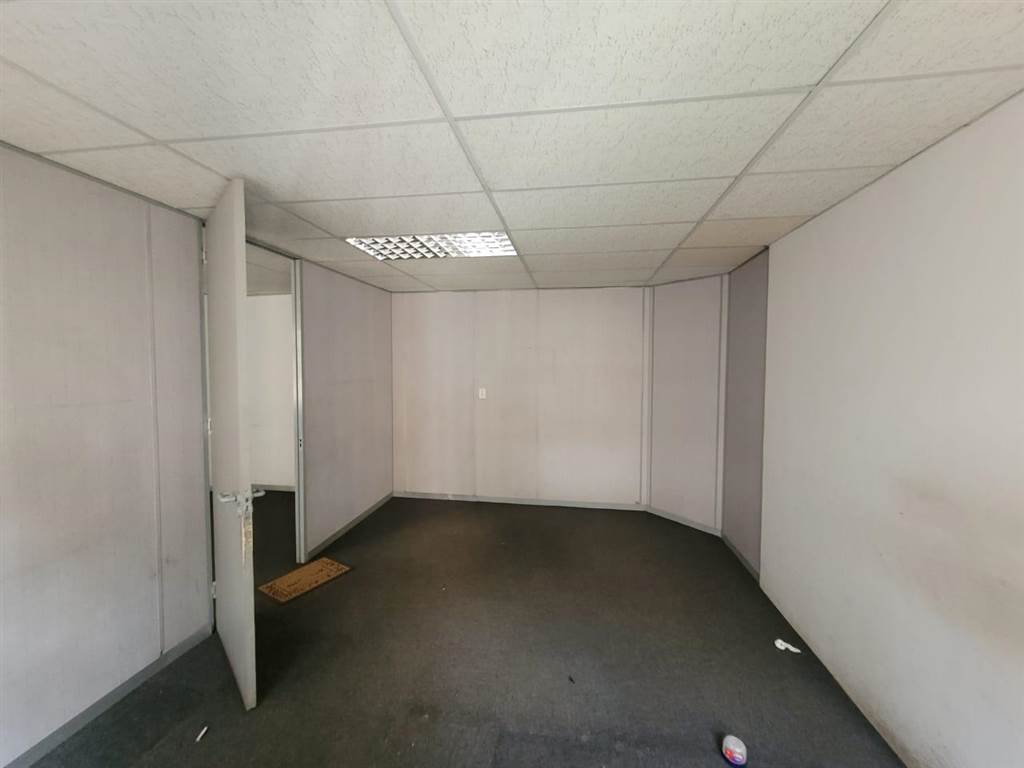 43  m² Commercial space in Kempton Park Central photo number 12