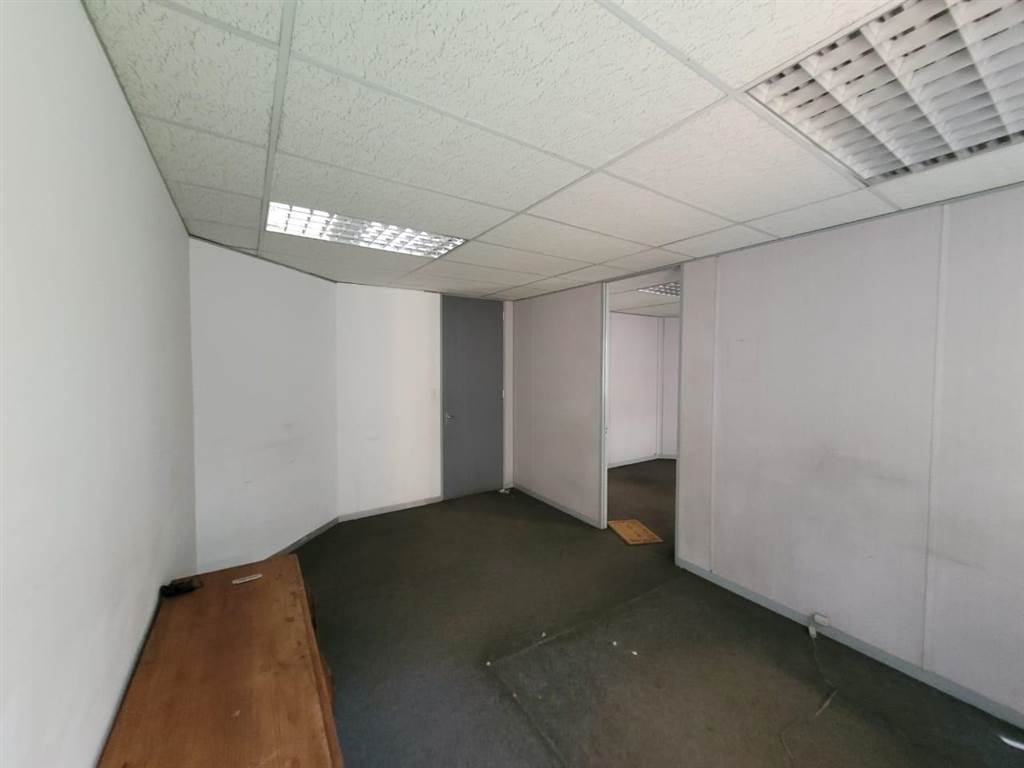 43  m² Commercial space in Kempton Park Central photo number 15