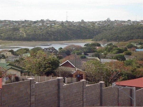 3 Bed Townhouse in Port Alfred photo number 4