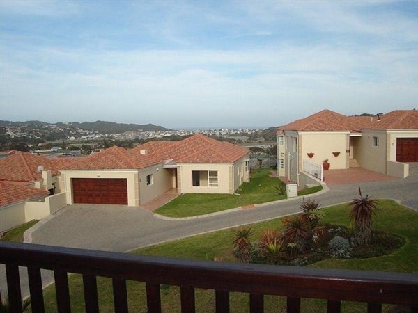 3 Bed Townhouse in Port Alfred photo number 14