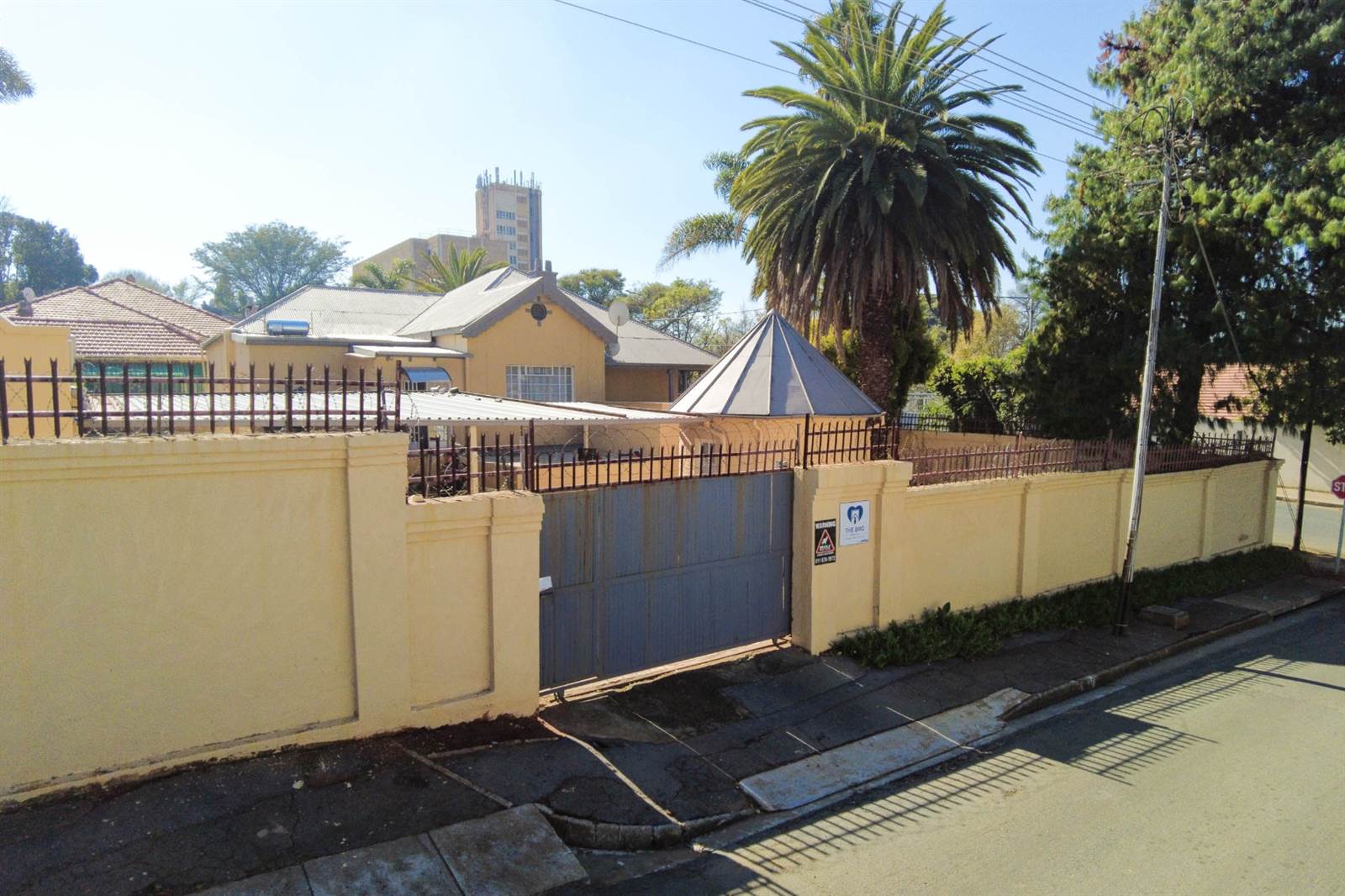 11 Bed House in Auckland Park photo number 1