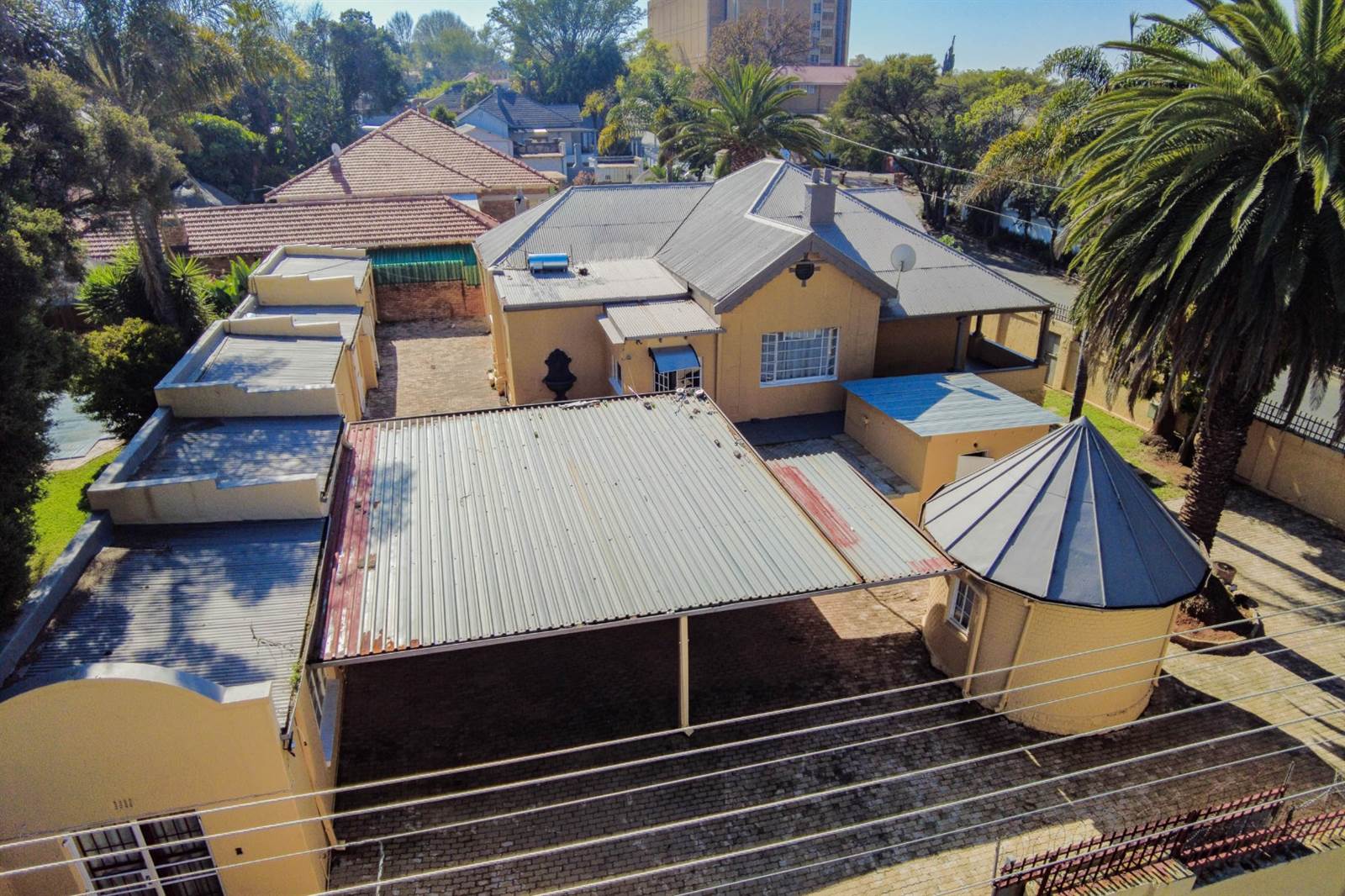 11 Bed House in Auckland Park photo number 2