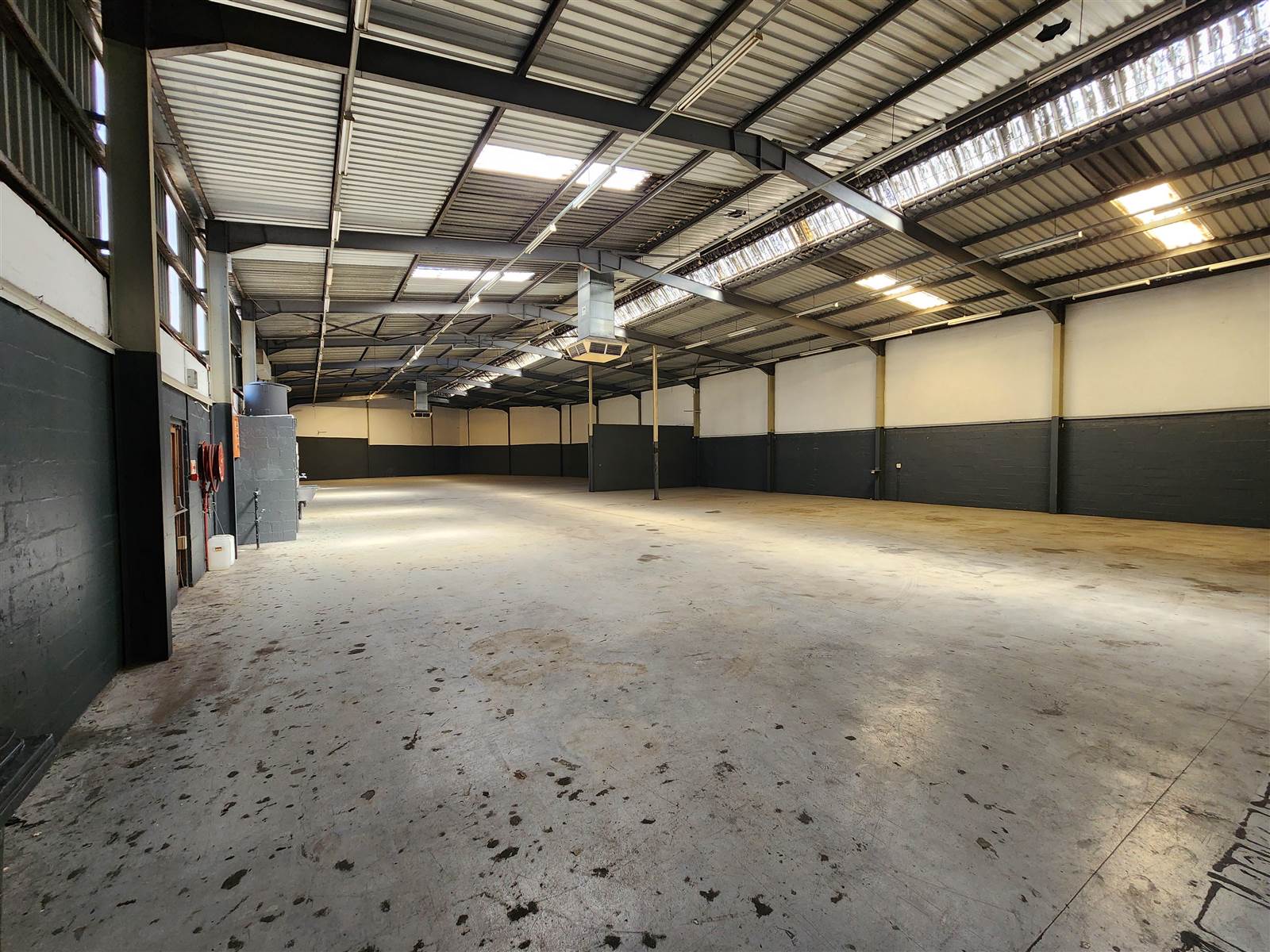 1441  m² Industrial space in Ottery photo number 18