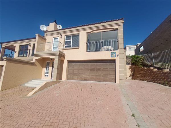 3 Bed House in Island View