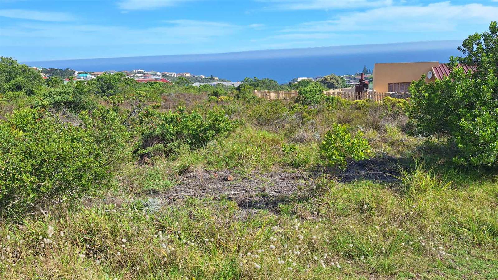 1286 m² Land available in Dana Bay photo number 7