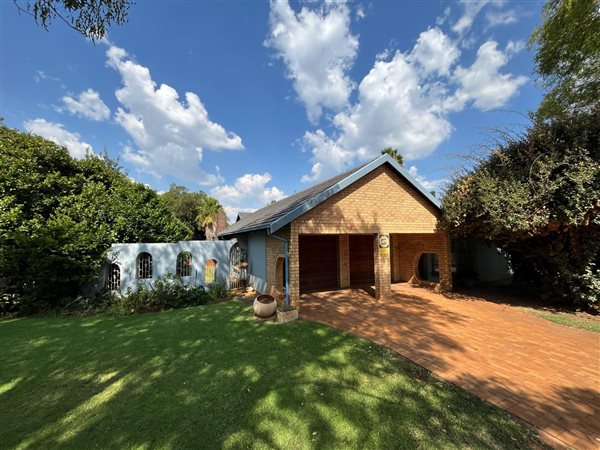 5 Bed House in Larrendale