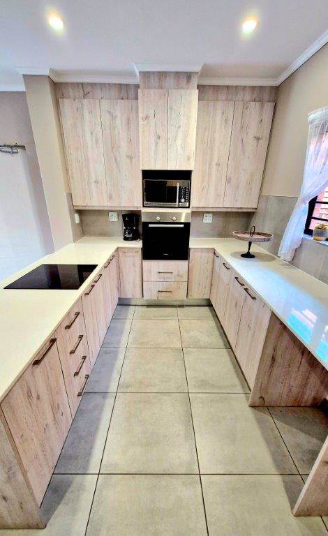 3 Bedroom Simplex 3 Bedroom Simplex