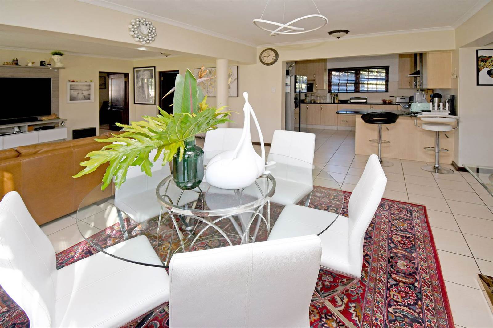 3 Bed Cluster in Kyalami photo number 8