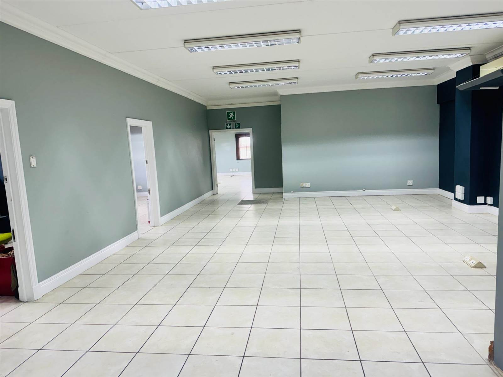 275  m² Commercial space in Mt Edgecombe photo number 13