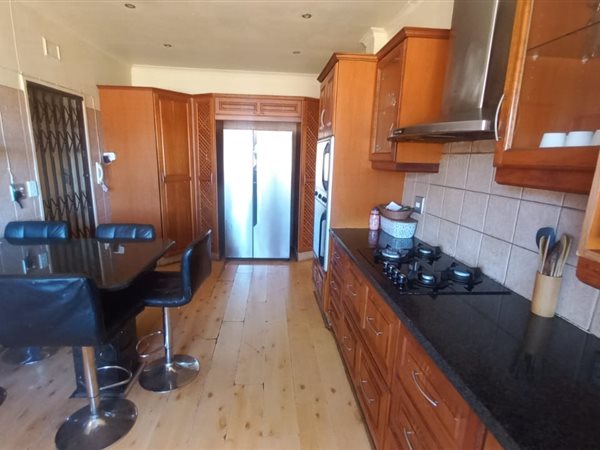 5 Bed House in Kildare