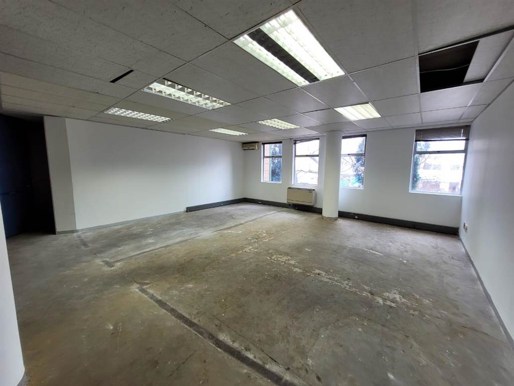 426  m² Commercial space in Kempton Park Central photo number 25