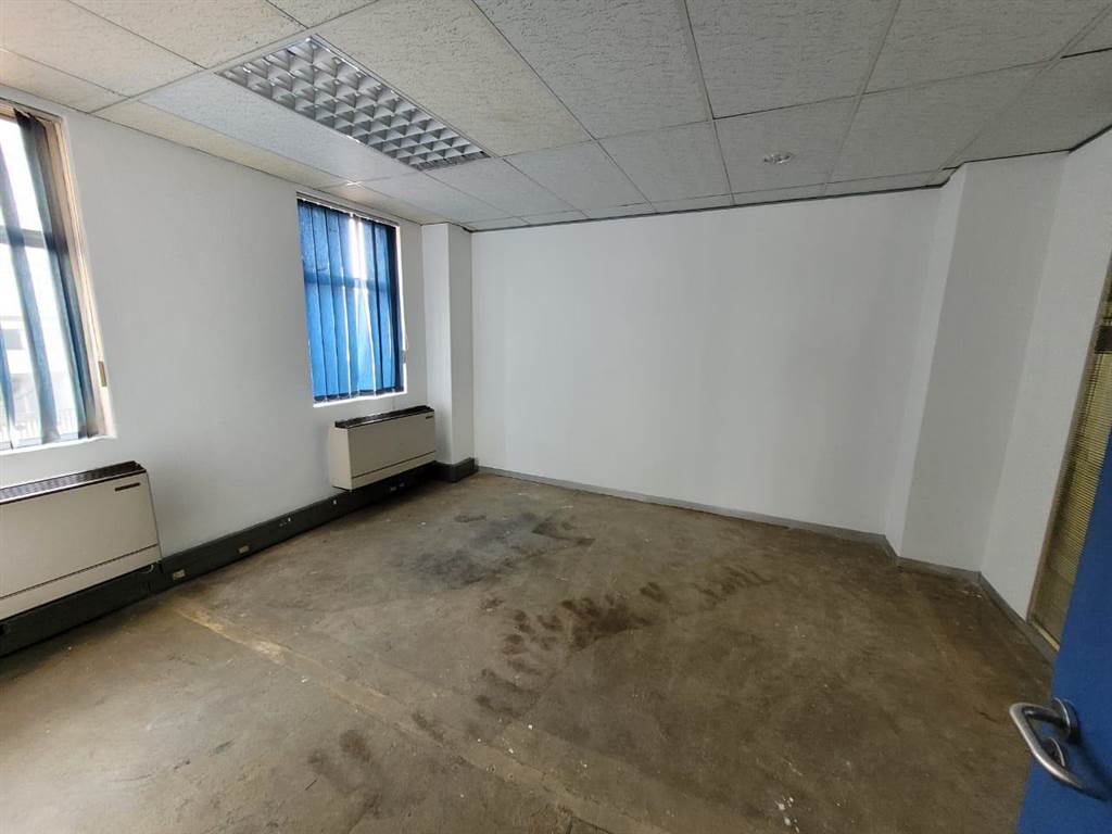 426  m² Commercial space in Kempton Park Central photo number 18