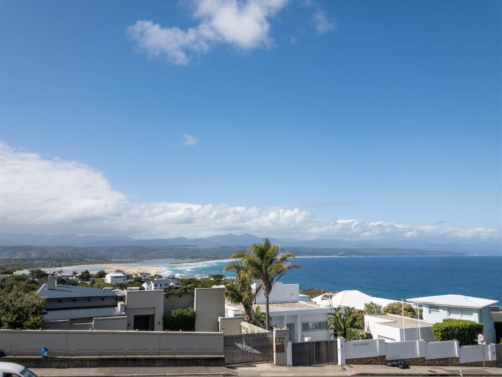 2 Bed Apartment in Plettenberg Bay photo number 19