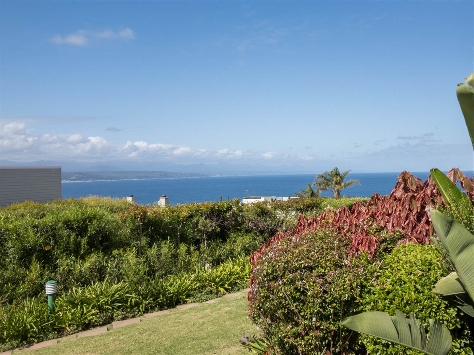 2 Bed Apartment in Plettenberg Bay photo number 15