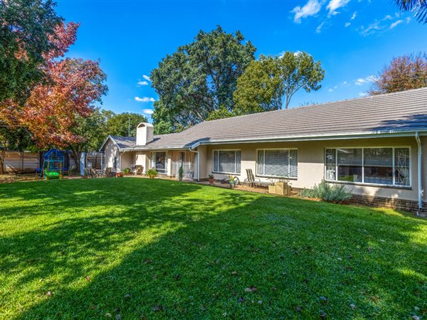 3 Bedroom House 3 Bedroom House