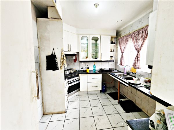 1.5 Bed House in Benoni Central