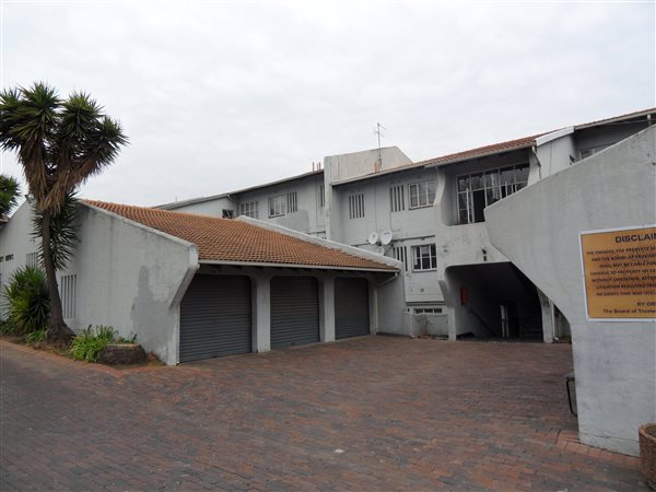 3.5 Bedroom Townhouse 3.5 Bedroom Townhouse