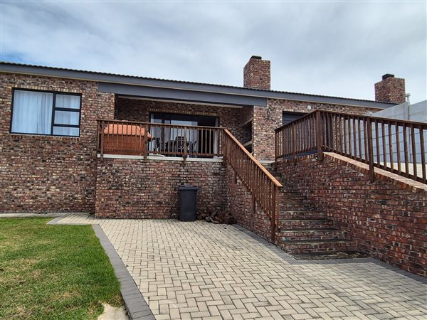 3 Bedroom House 3 Bedroom House