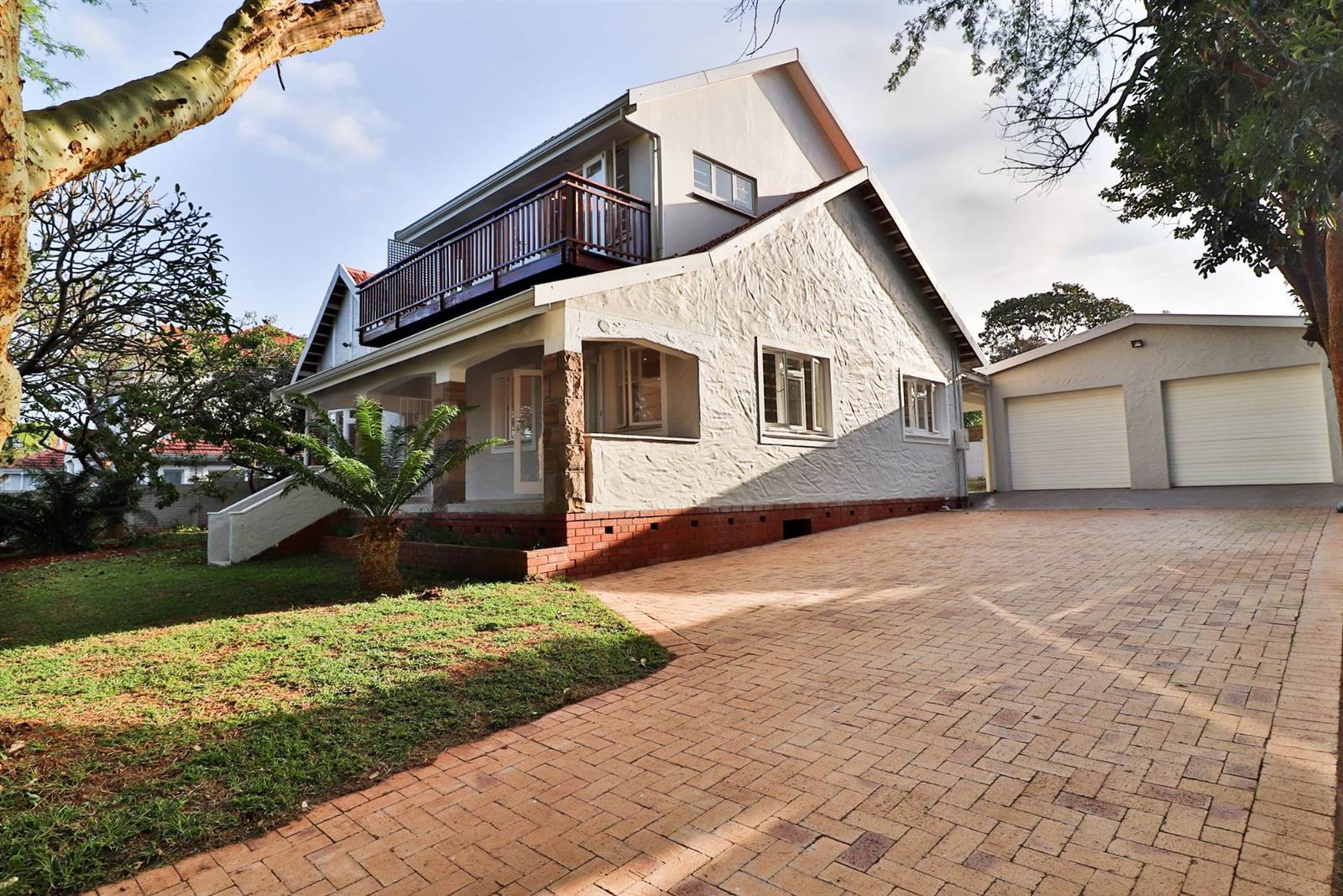 4 Bed House in Durban North photo number 3