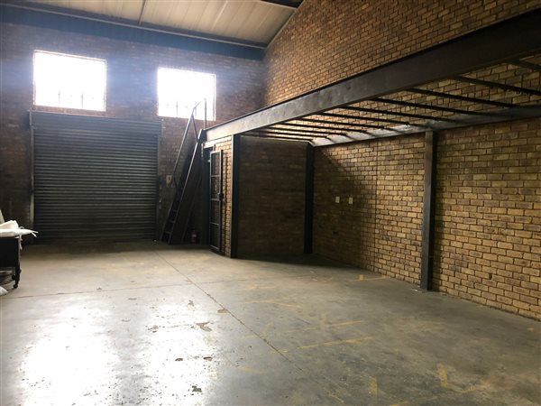 126  m² Industrial space