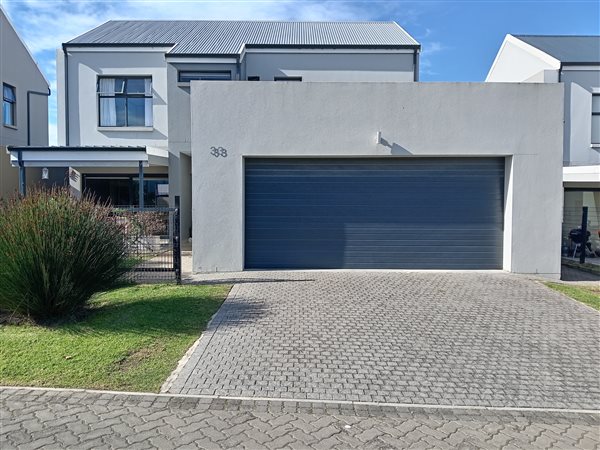 3 Bedroom House 3 Bedroom House