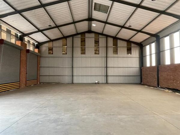 500  m² Industrial space