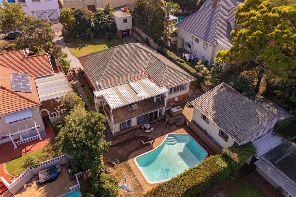 3 Bedroom House 3 Bedroom House