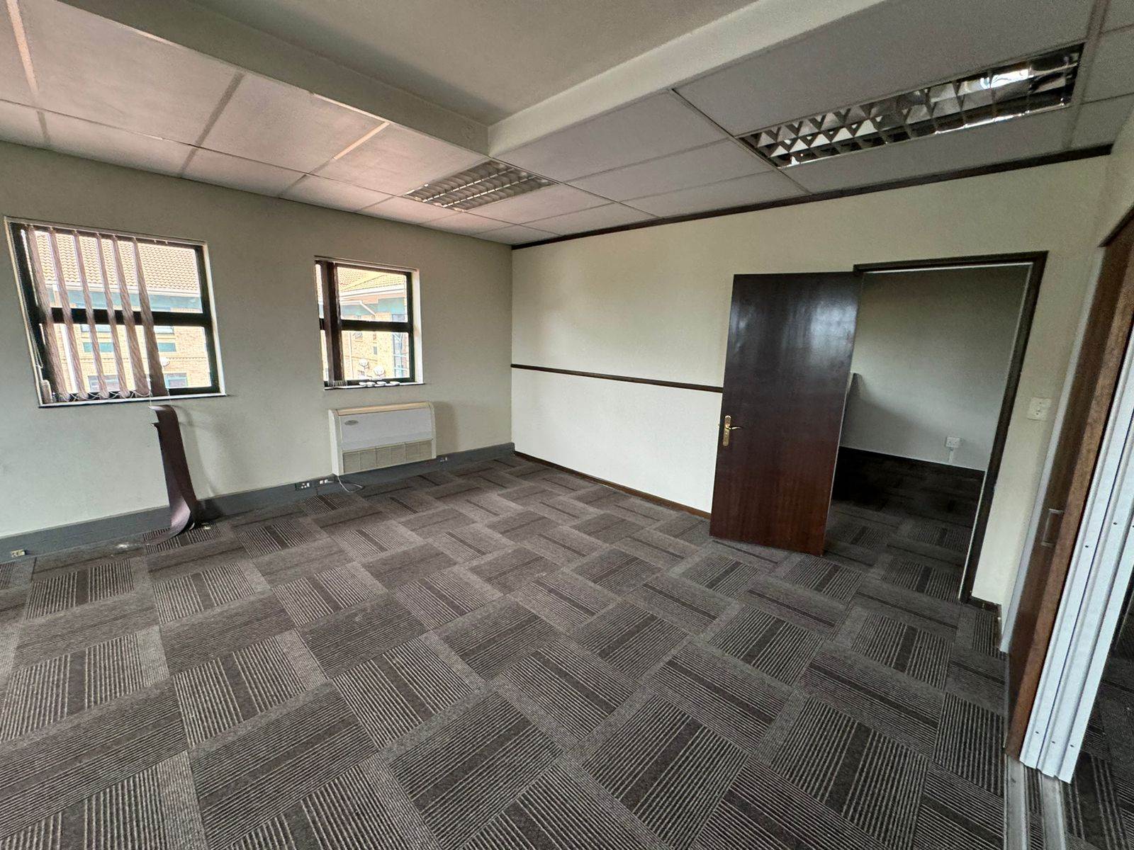 238  m² Commercial space in Sunninghill photo number 21