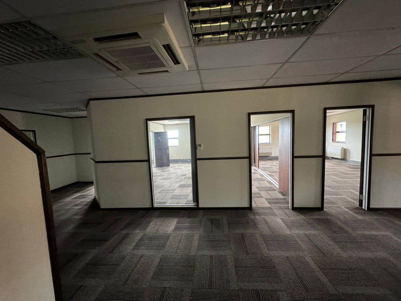 238  m² Commercial space in Sunninghill photo number 27