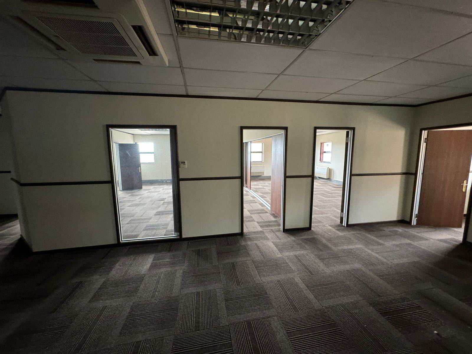 238  m² Commercial space in Sunninghill photo number 26