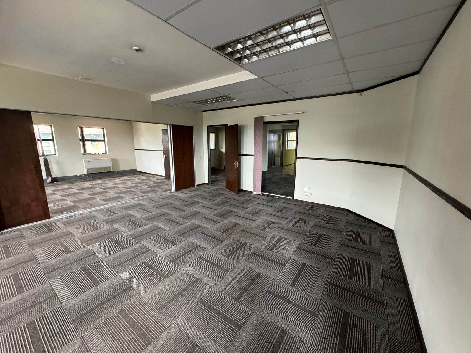 238  m² Commercial space in Sunninghill photo number 14