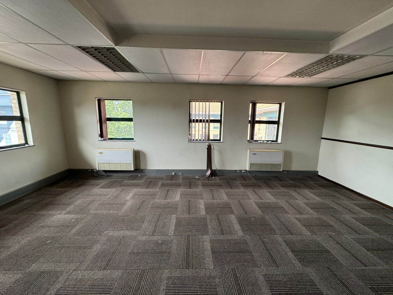 238  m² Commercial space in Sunninghill photo number 24