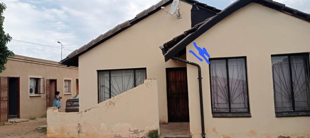 3 Bed House in Mamelodi East photo number 8