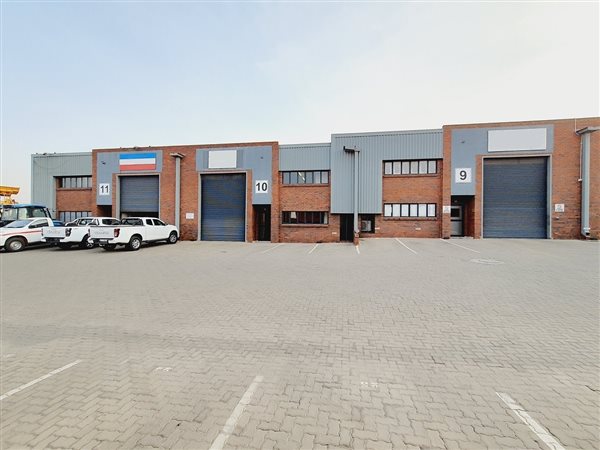 410  m² Industrial space