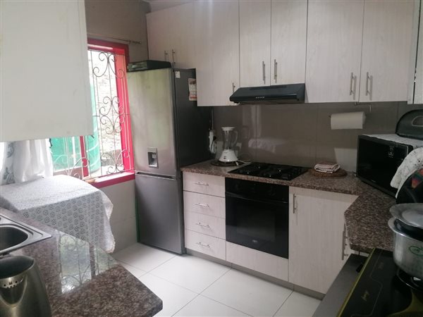 3 Bedroom Flat 3 Bedroom Flat