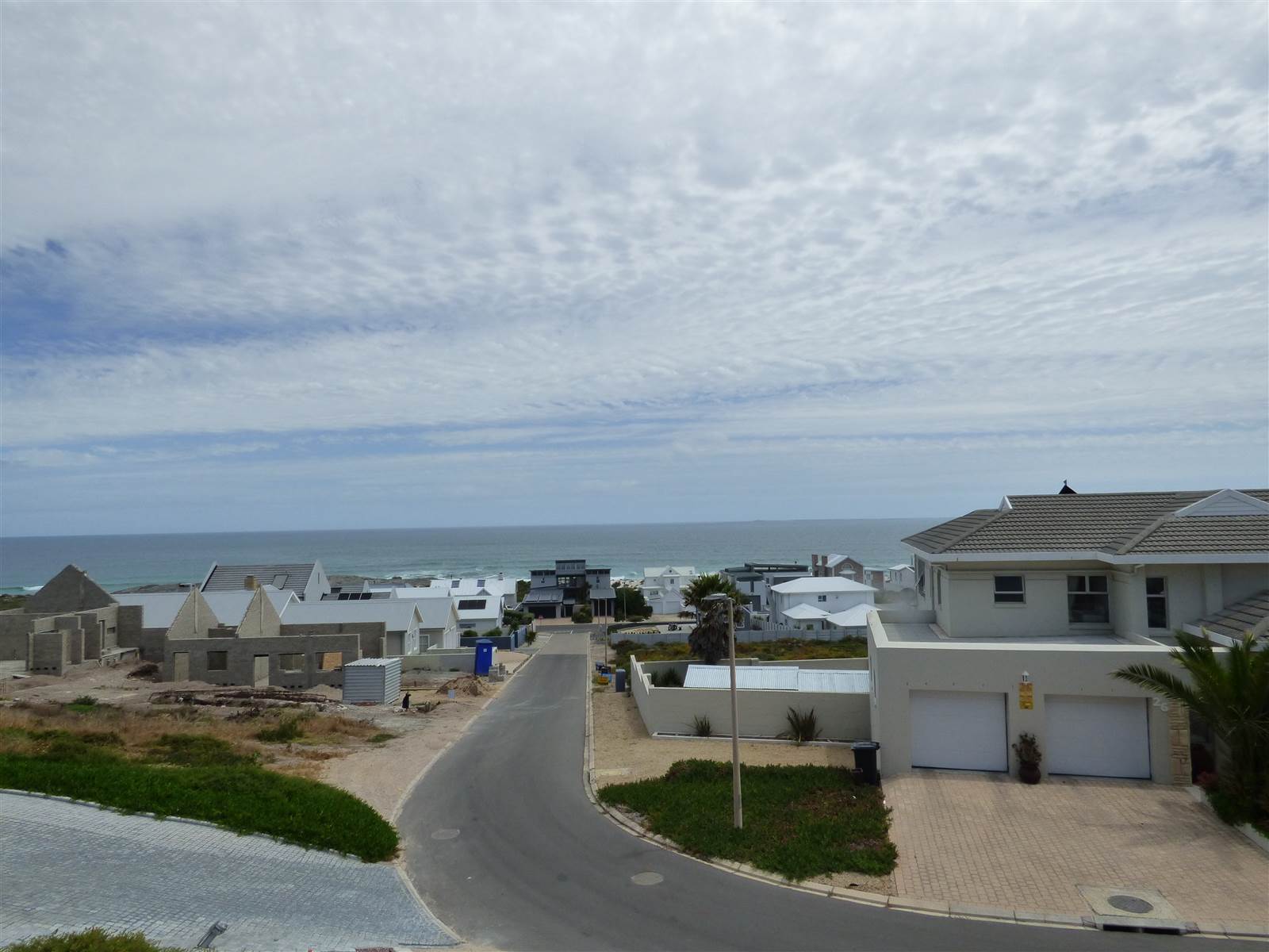 700 m² Land available in Yzerfontein photo number 8