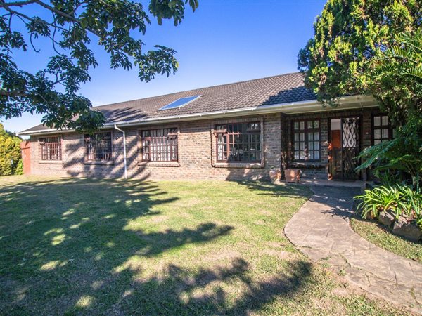 4 Bedroom House 4 Bedroom House