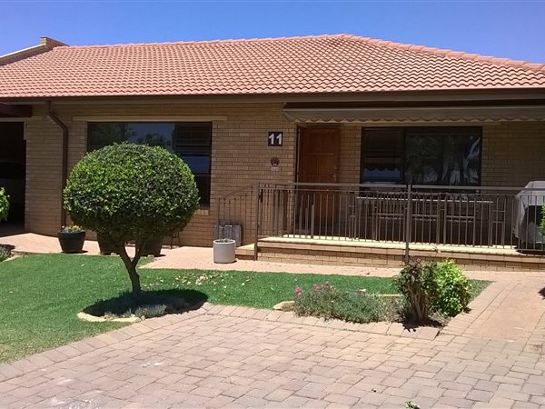 2 Bedroom House 2 Bedroom House
