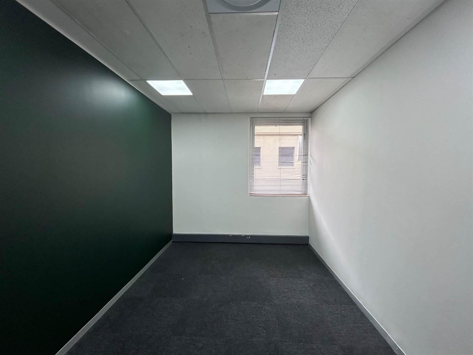 27  m² Office Space in Rosebank photo number 5