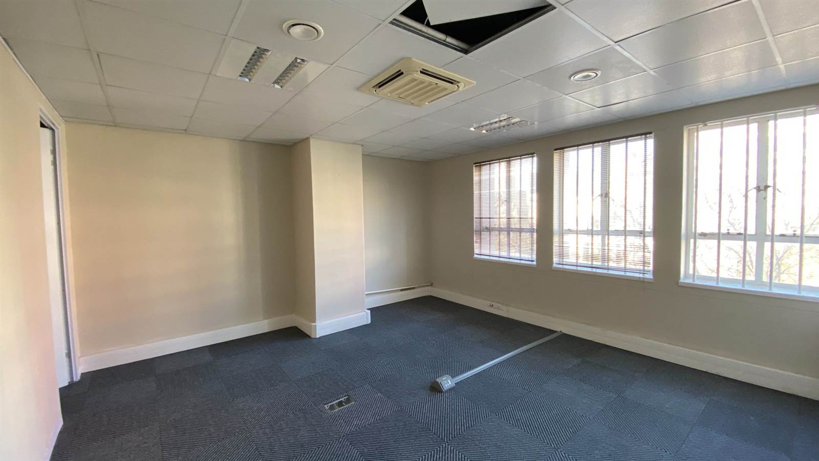 5666  m² Commercial space in Cape Town City Centre photo number 3