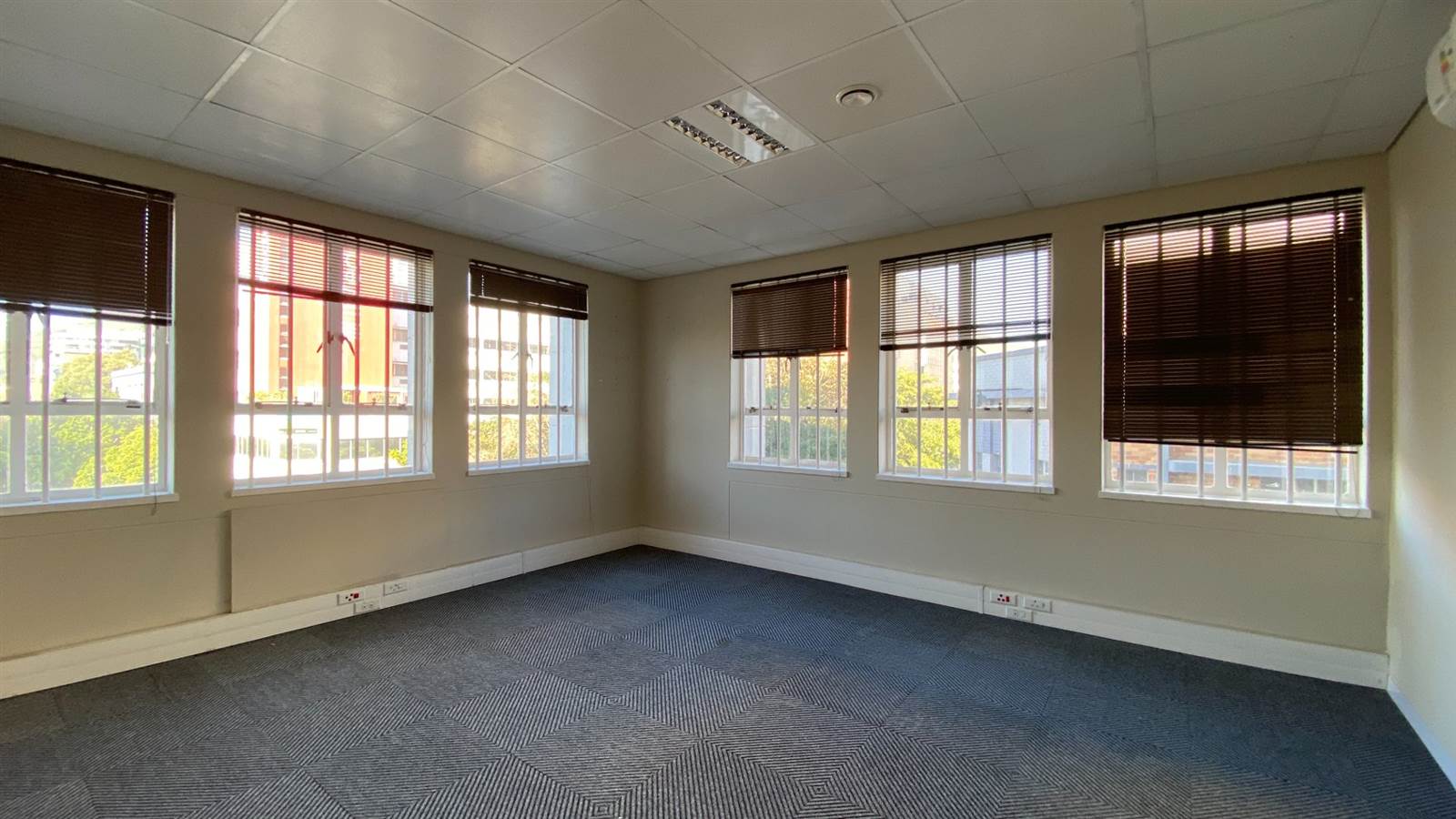 5666  m² Commercial space in Cape Town City Centre photo number 6