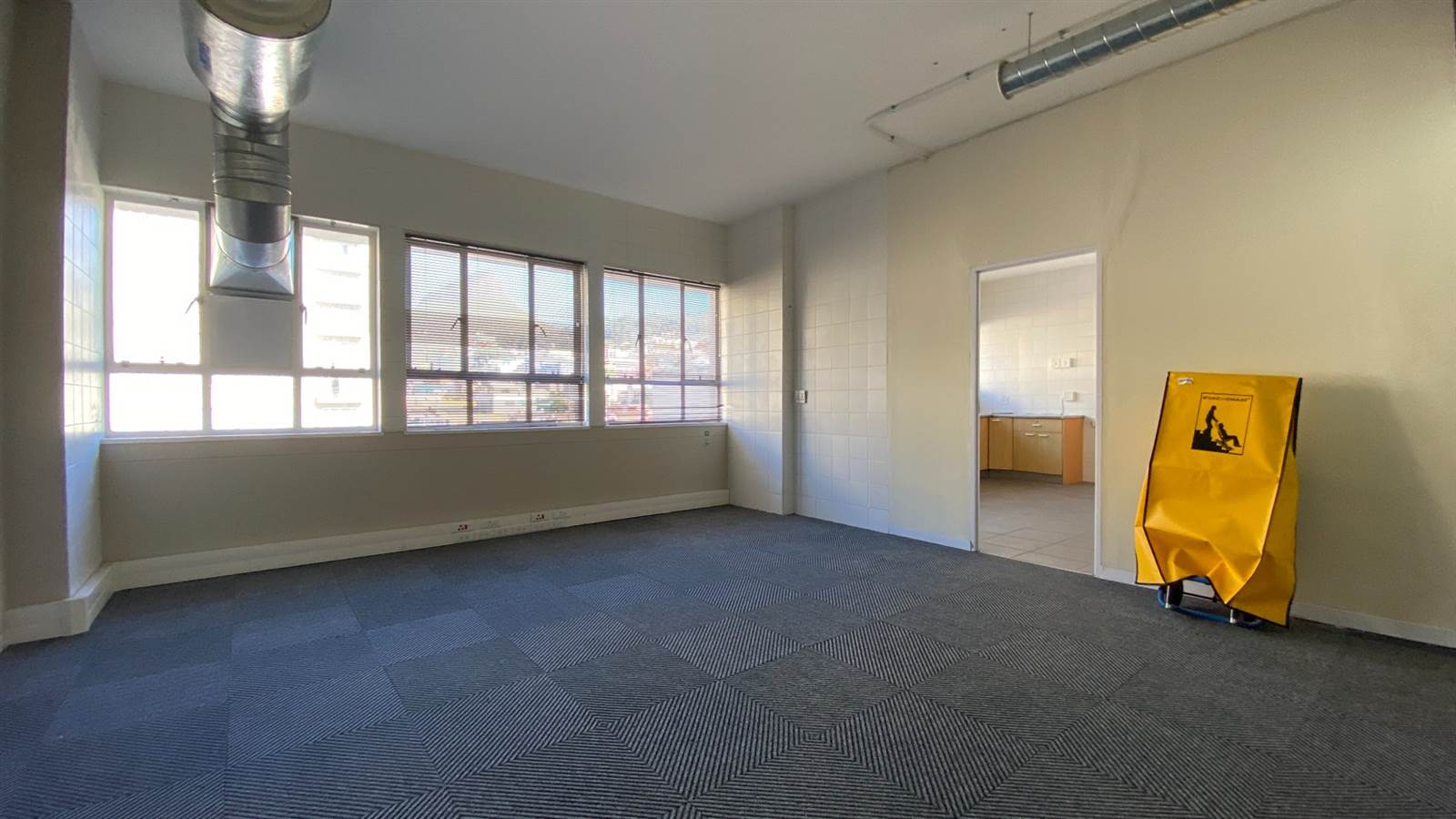 5666  m² Commercial space in Cape Town City Centre photo number 26