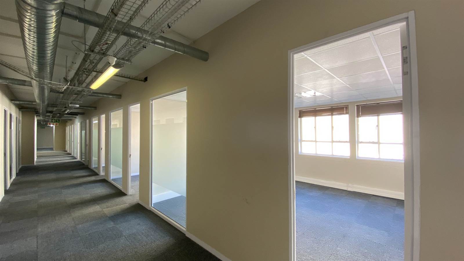 5666  m² Commercial space in Cape Town City Centre photo number 27