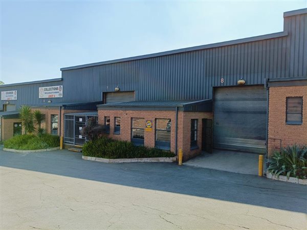 472  m² Industrial space