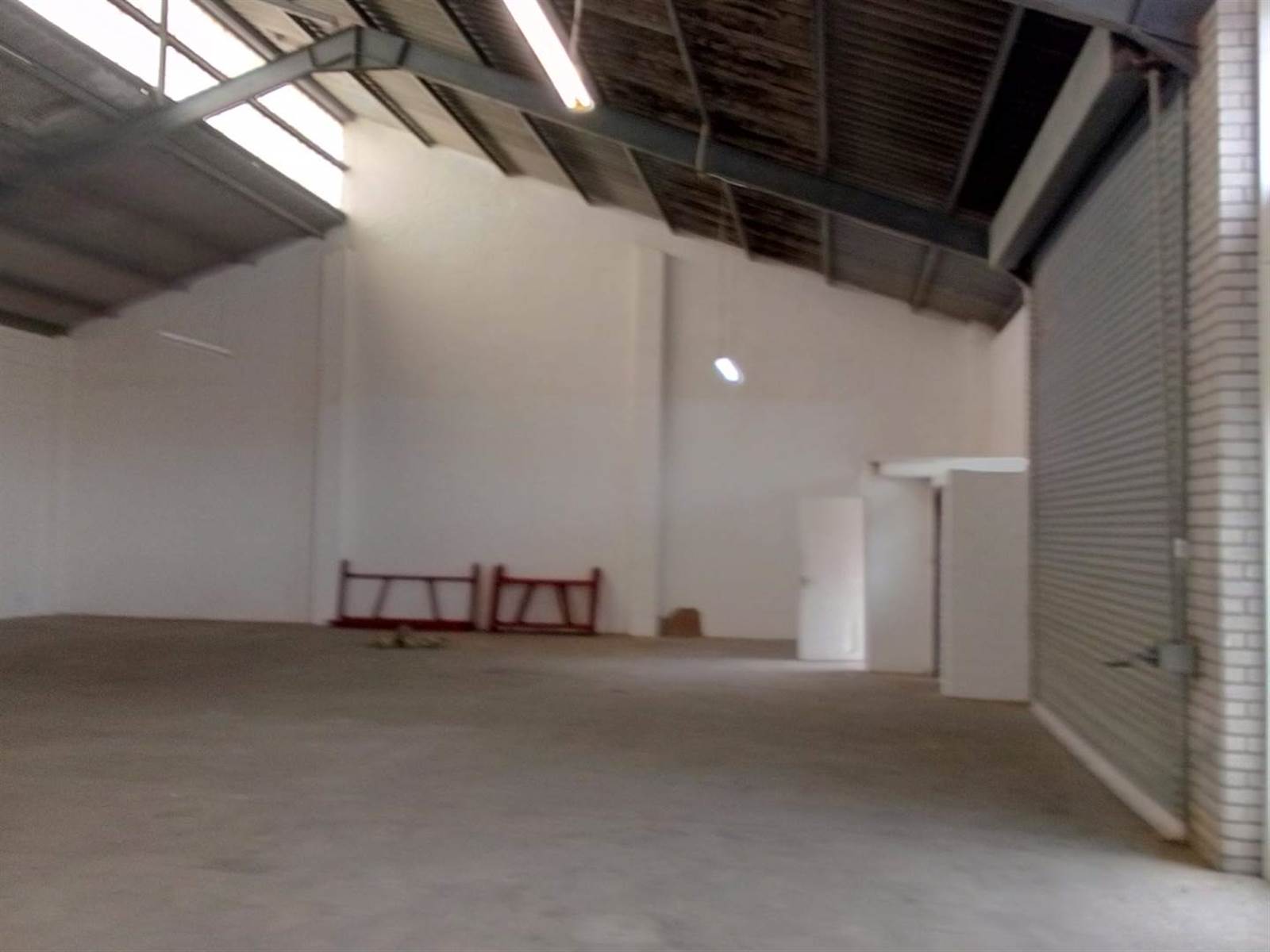 366  m² Industrial space in Retreat photo number 7
