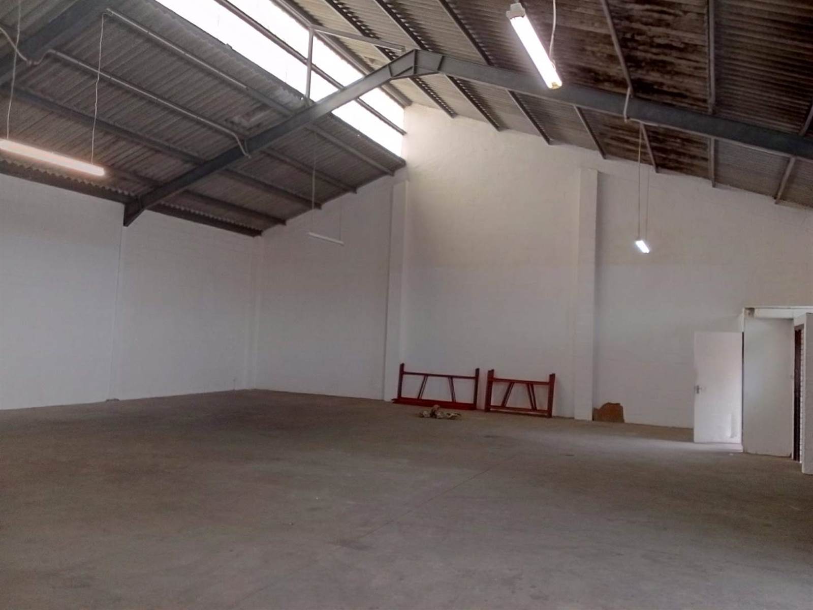 366  m² Industrial space in Retreat photo number 6