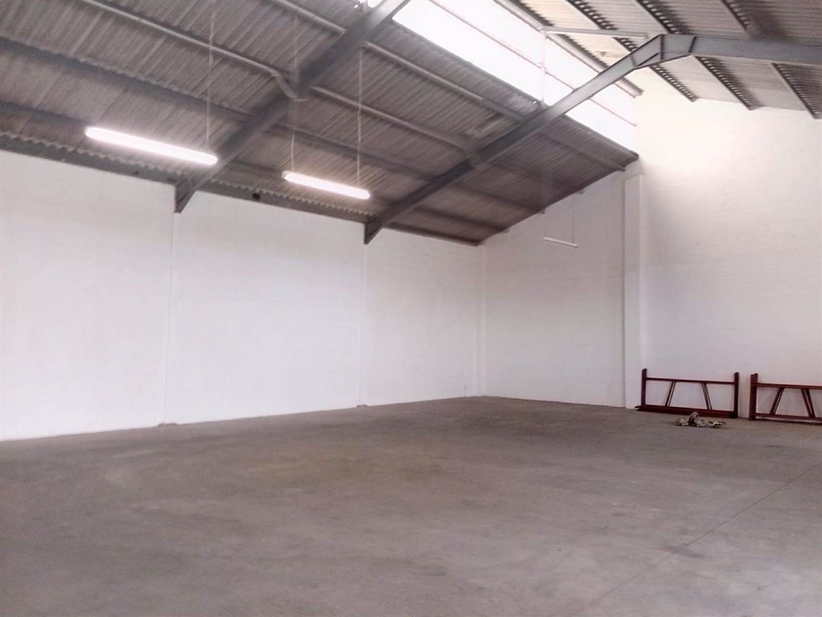 366  m² Industrial space in Retreat photo number 9