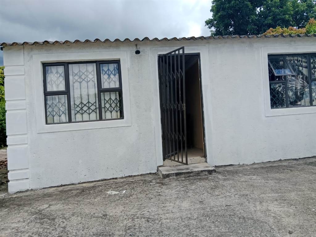 2 Bed House in Ulundi photo number 3