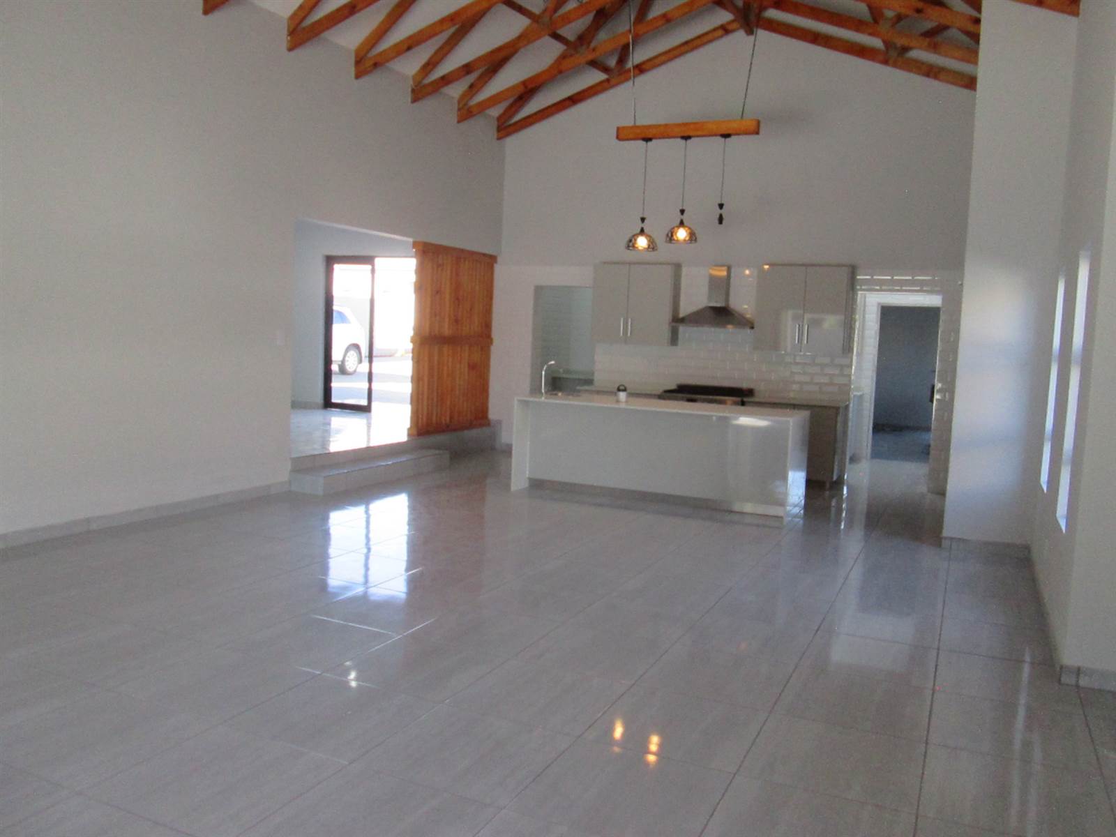 4 Bed House in Leloko photo number 13