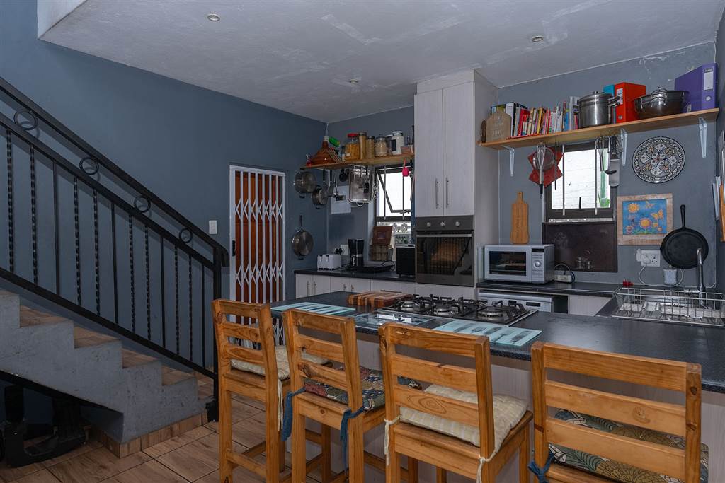 3 Bed House in Marlands photo number 1
